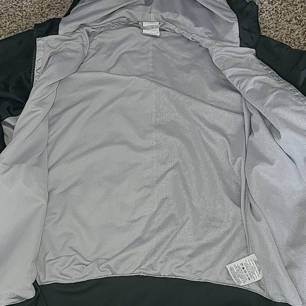 Nike Windrunner Jacket - Picture 4 of 9